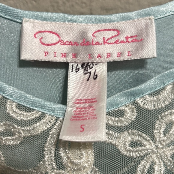 Oscar de la Renta blue satin lace scalloped flutter shoulders nightgown - Picture 5 of 6